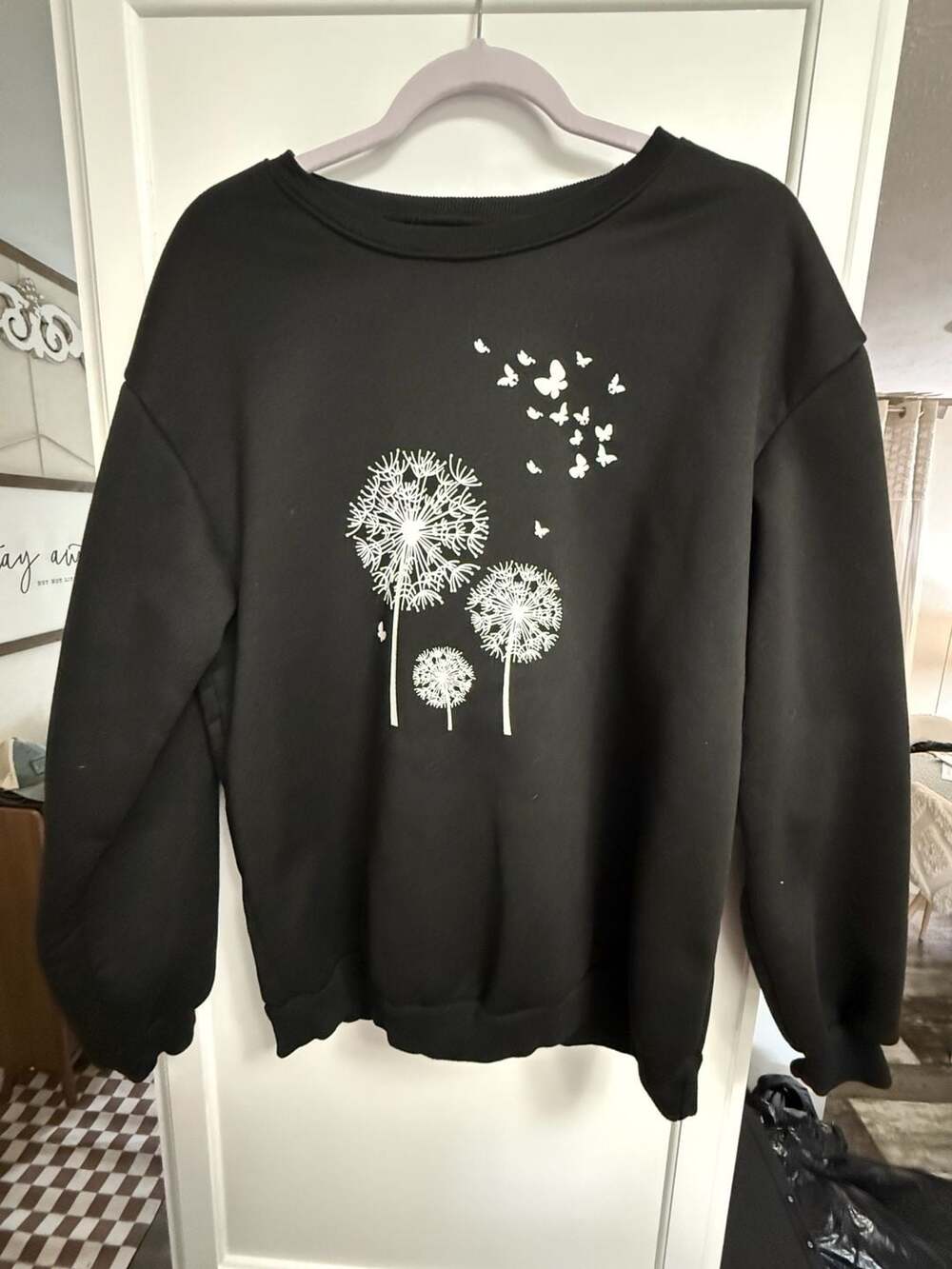 SHEIN Black Dandelion & Butterflies Graphic Crewneck Sweatshirt Large